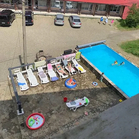 Hotel Беркут *
