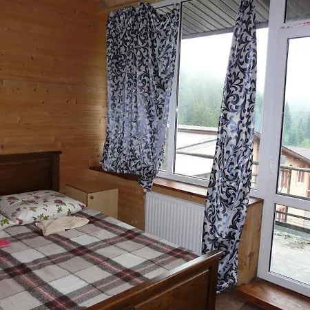 Hotel Беркут *